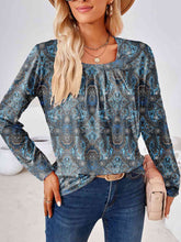 Load image into Gallery viewer, Bluffton Square Neck Blouse
