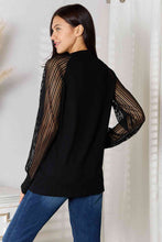 Load image into Gallery viewer, Britta Raglan Sleeve Blouse
