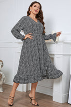 Load image into Gallery viewer, Osage Flounce Sleeve Midi Dress
