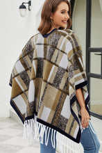 Load image into Gallery viewer, Arcadia Poncho
