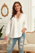 Load image into Gallery viewer, Madison Puff Sleeve Blouse
